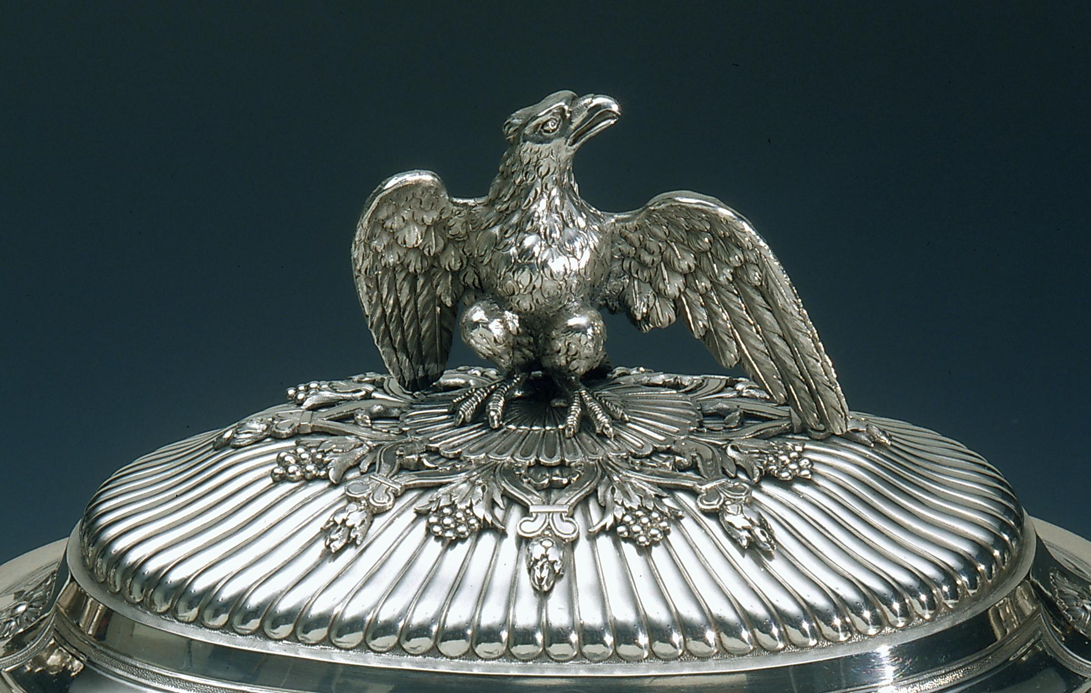 1996.0004.170 A-C Tureen (detail 4)