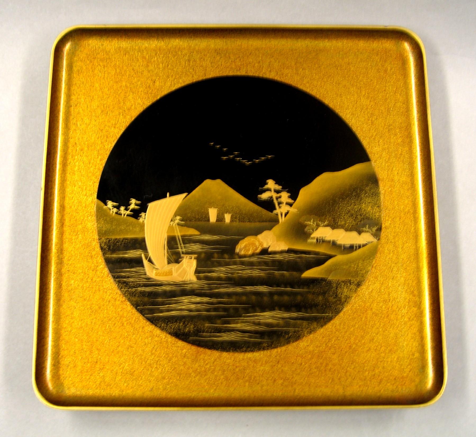1996.0004.178.003 Japanese lacquer tray