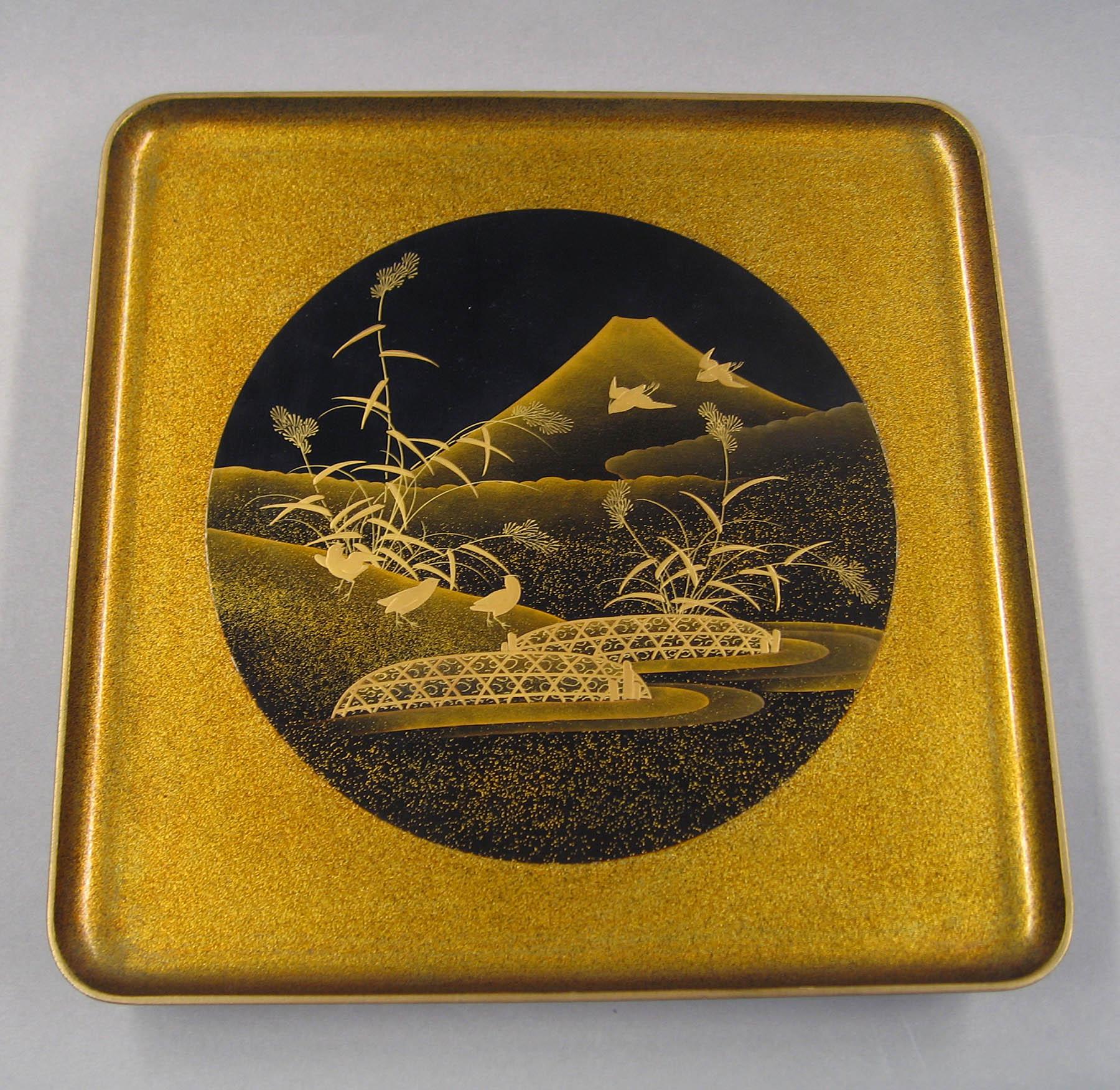 1996.0004.178.005 Japanese lacquer tray
