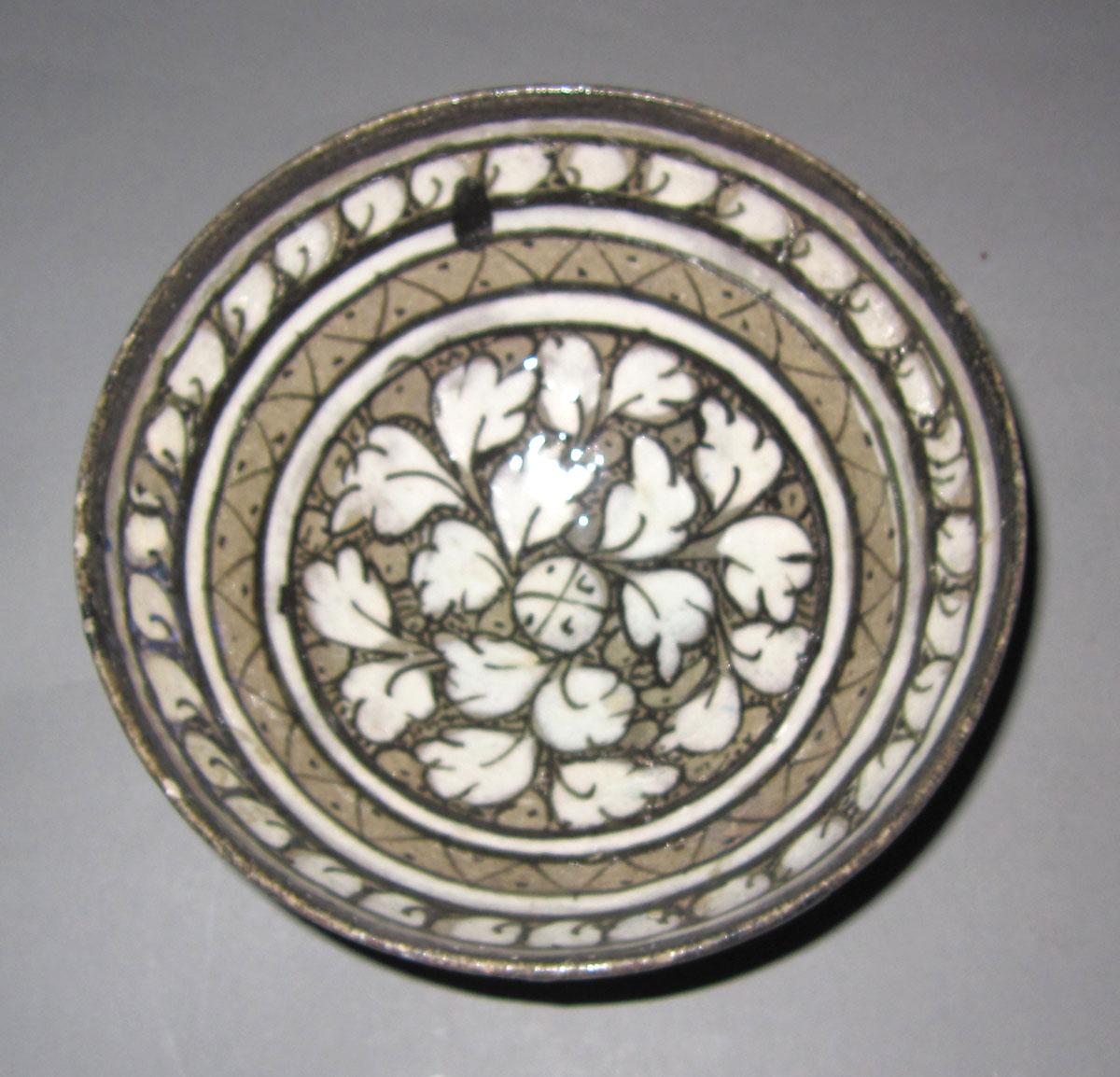 1996.0004.182 Delftware bowl
