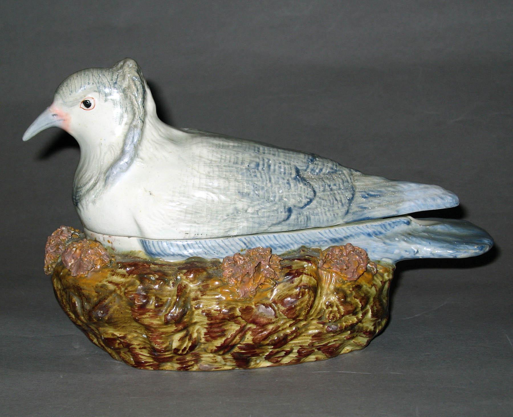1996.0004.185.001 A, B Staffordshire pearlware partridge tureen