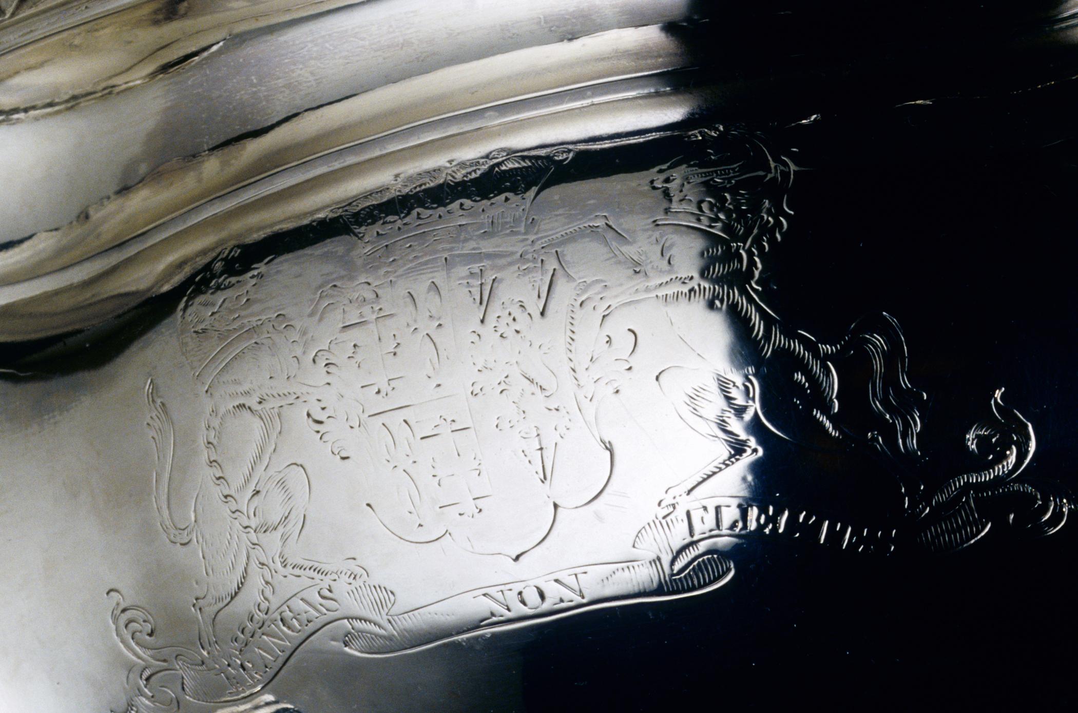 1996.0004.192 A-C Tureen (detail 3)
