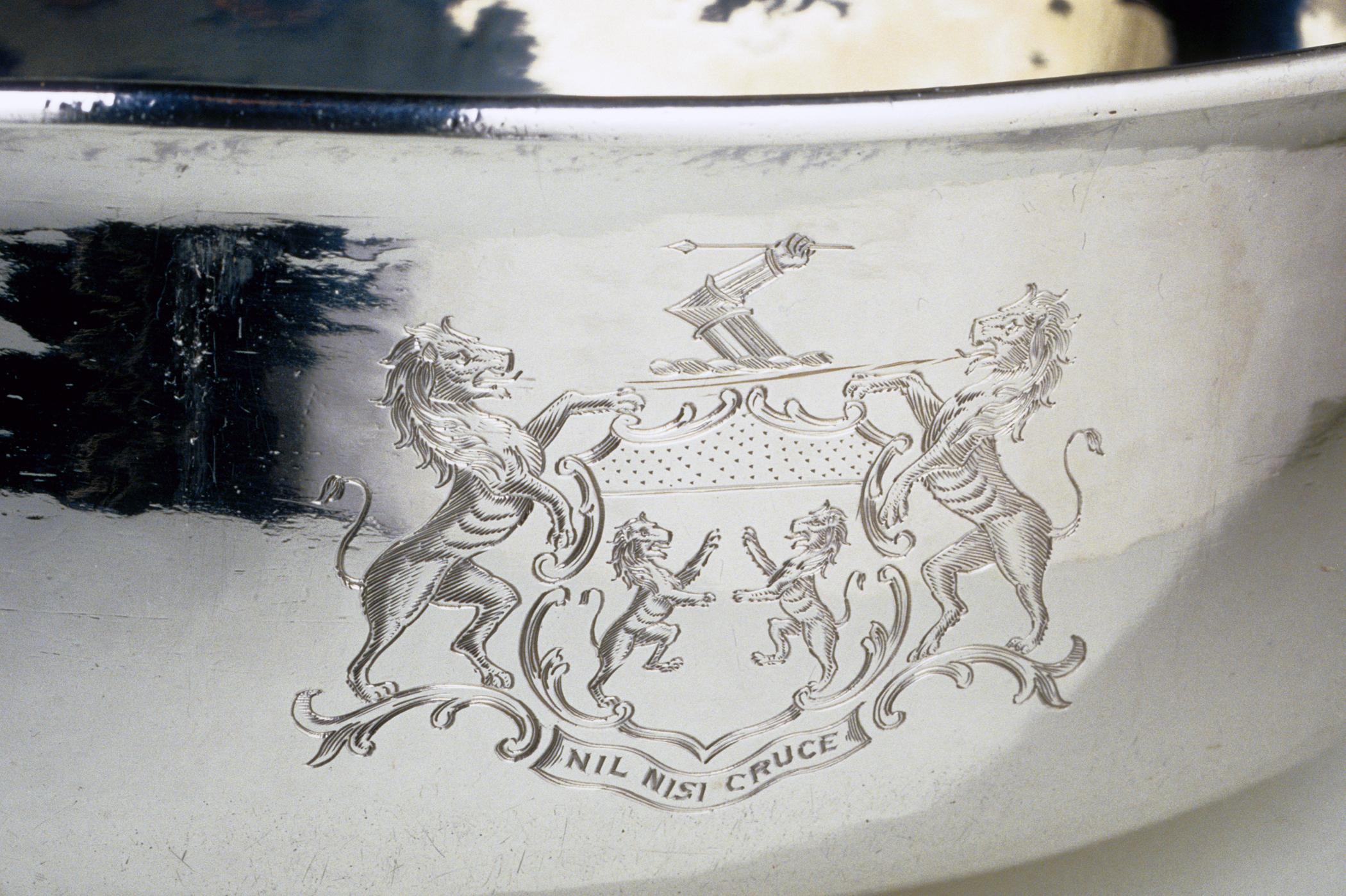 1996.0004.192 A-C Tureen (detail 4)