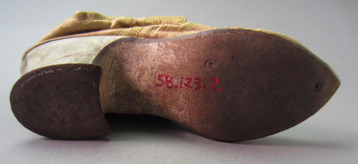 1958.0123.002 Shoe, Sole