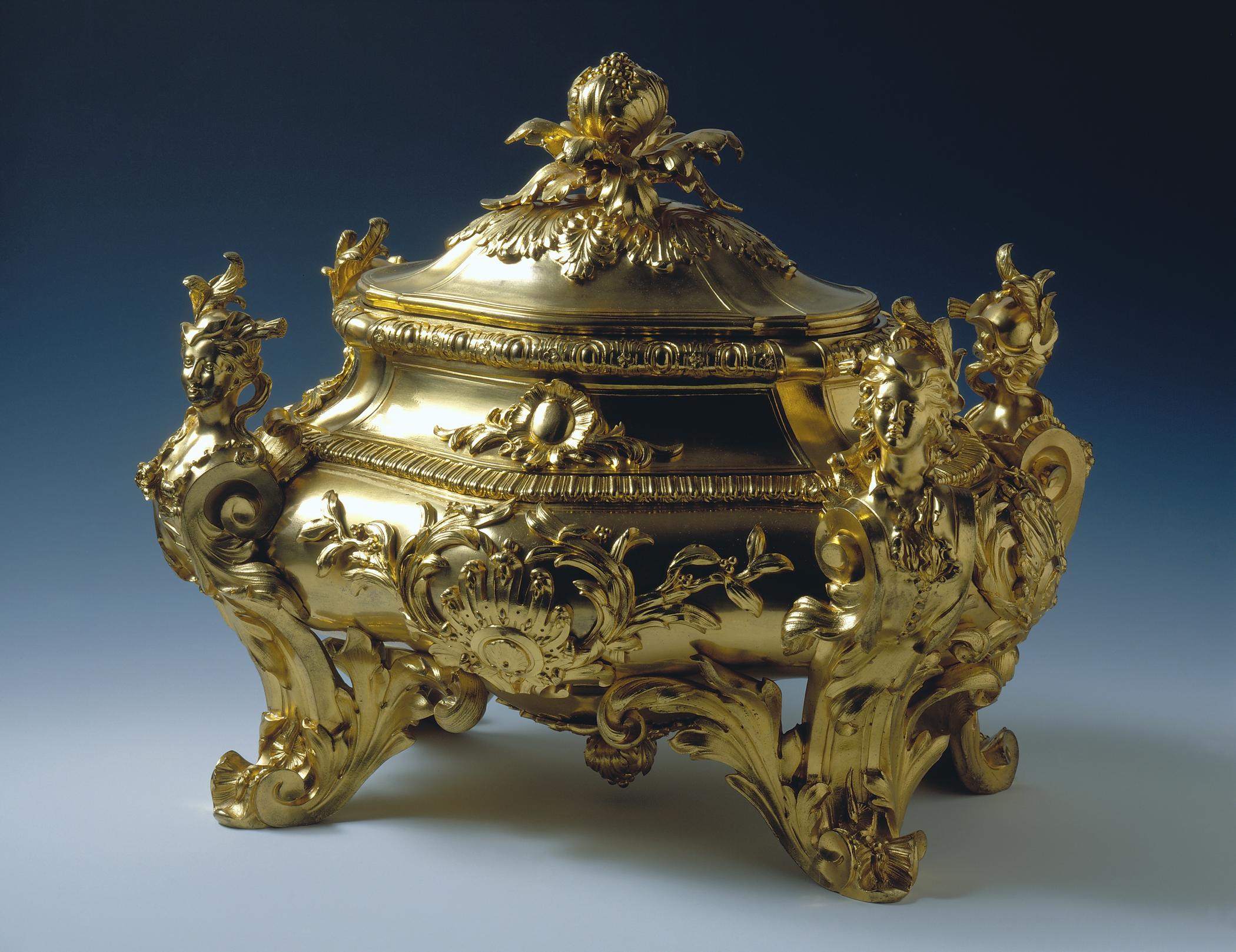 1996.0004.201 A-C Tureen