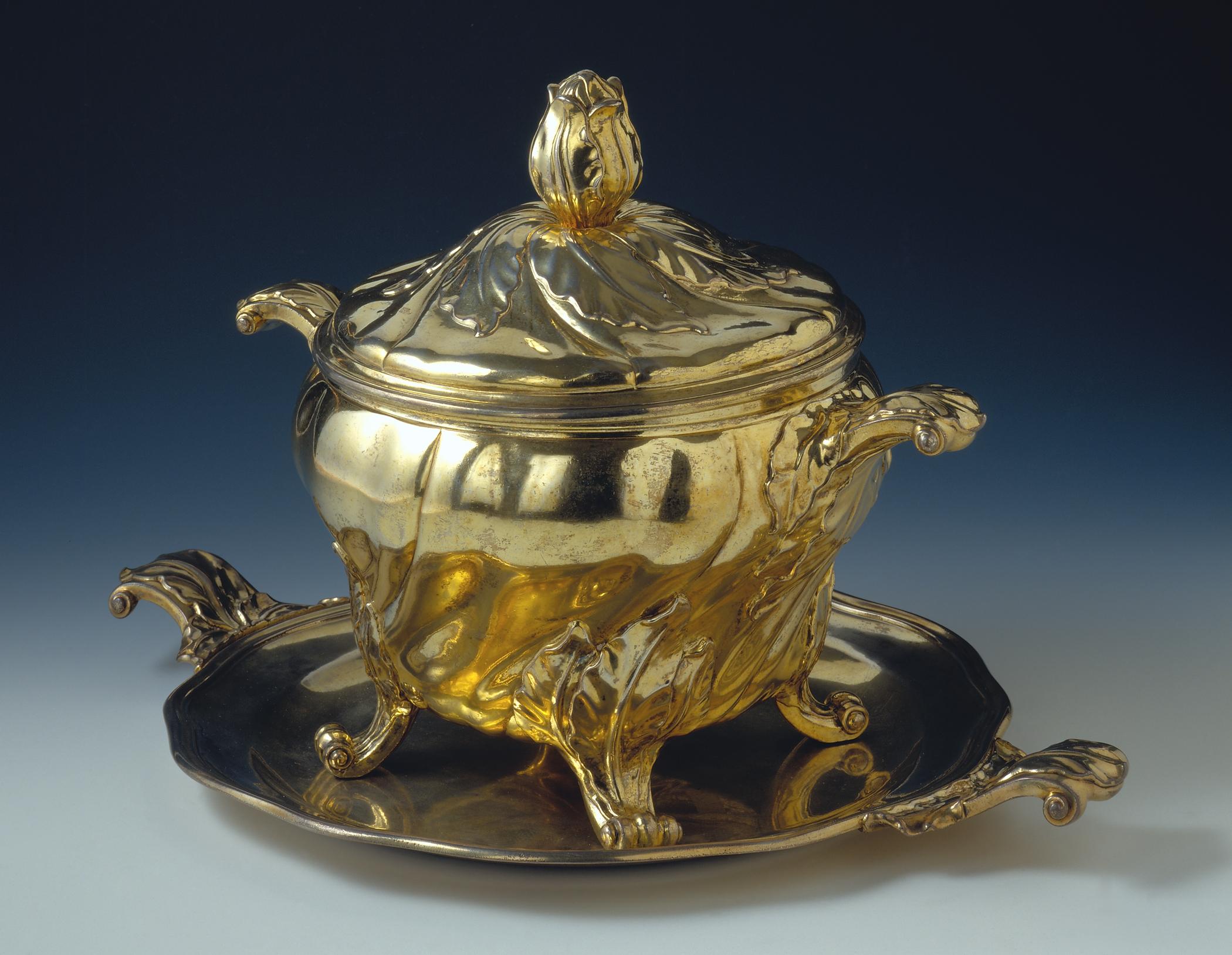 1996.0004.204 A-C Tureen