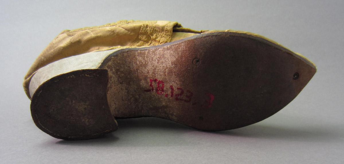 1958.0123.003 Shoe, Sole
