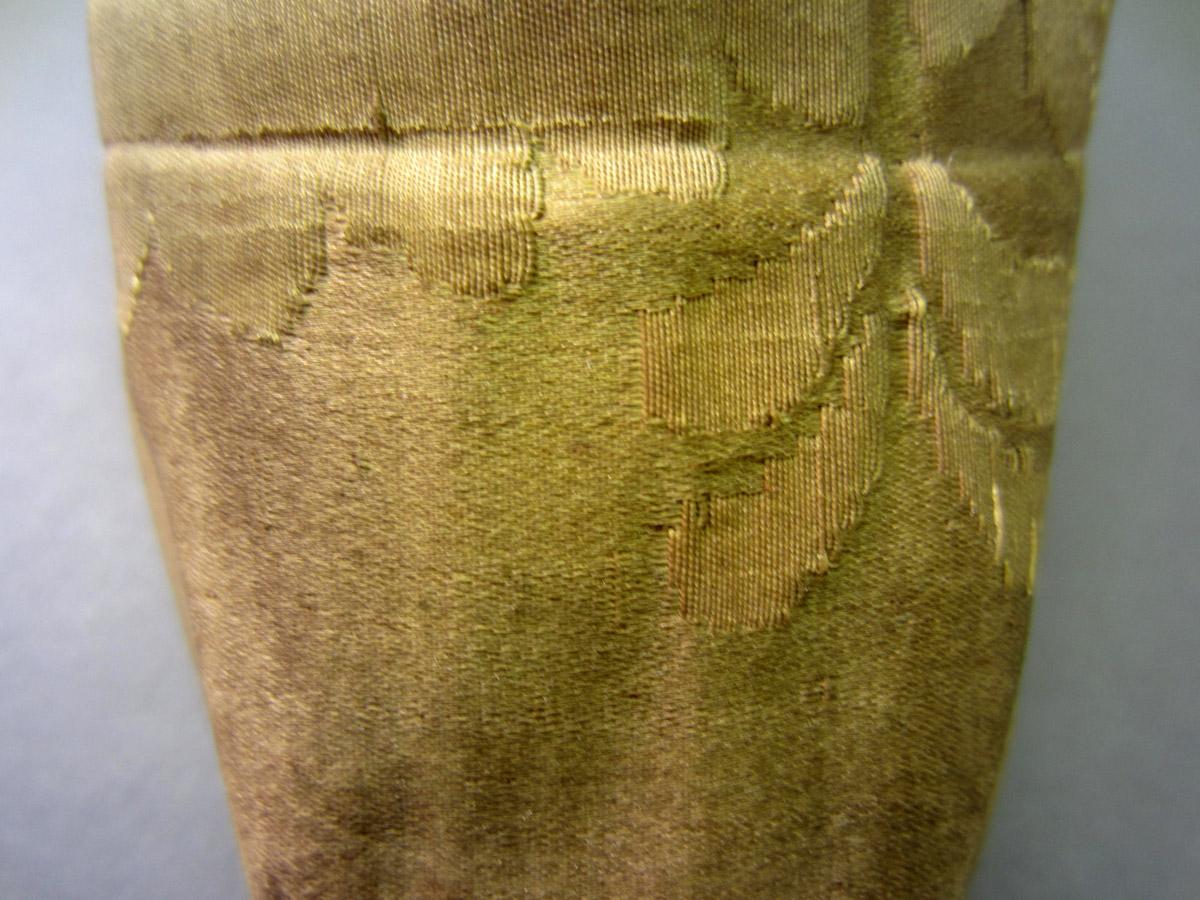 1958.0123.003 Shoe, Detail