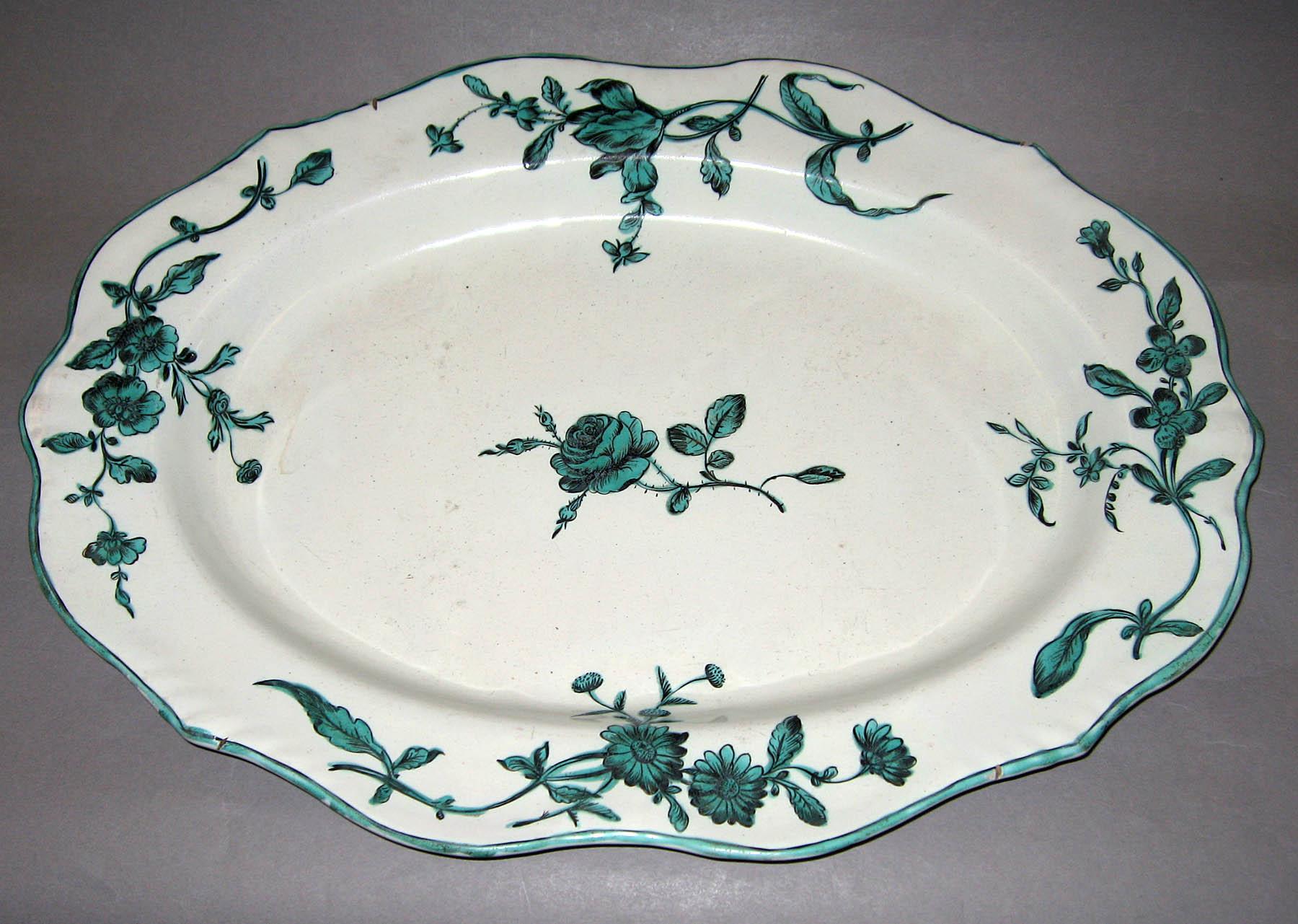 1996.0004.205 C Faience tureen stand