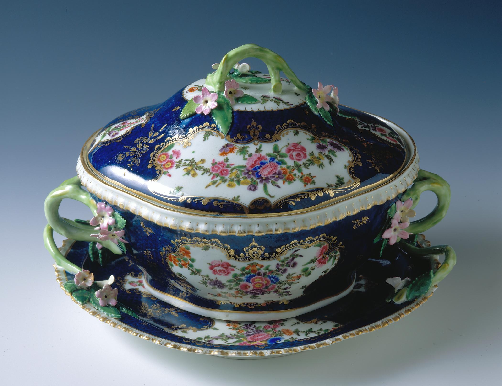 1996.0004.208 A-C Tureen