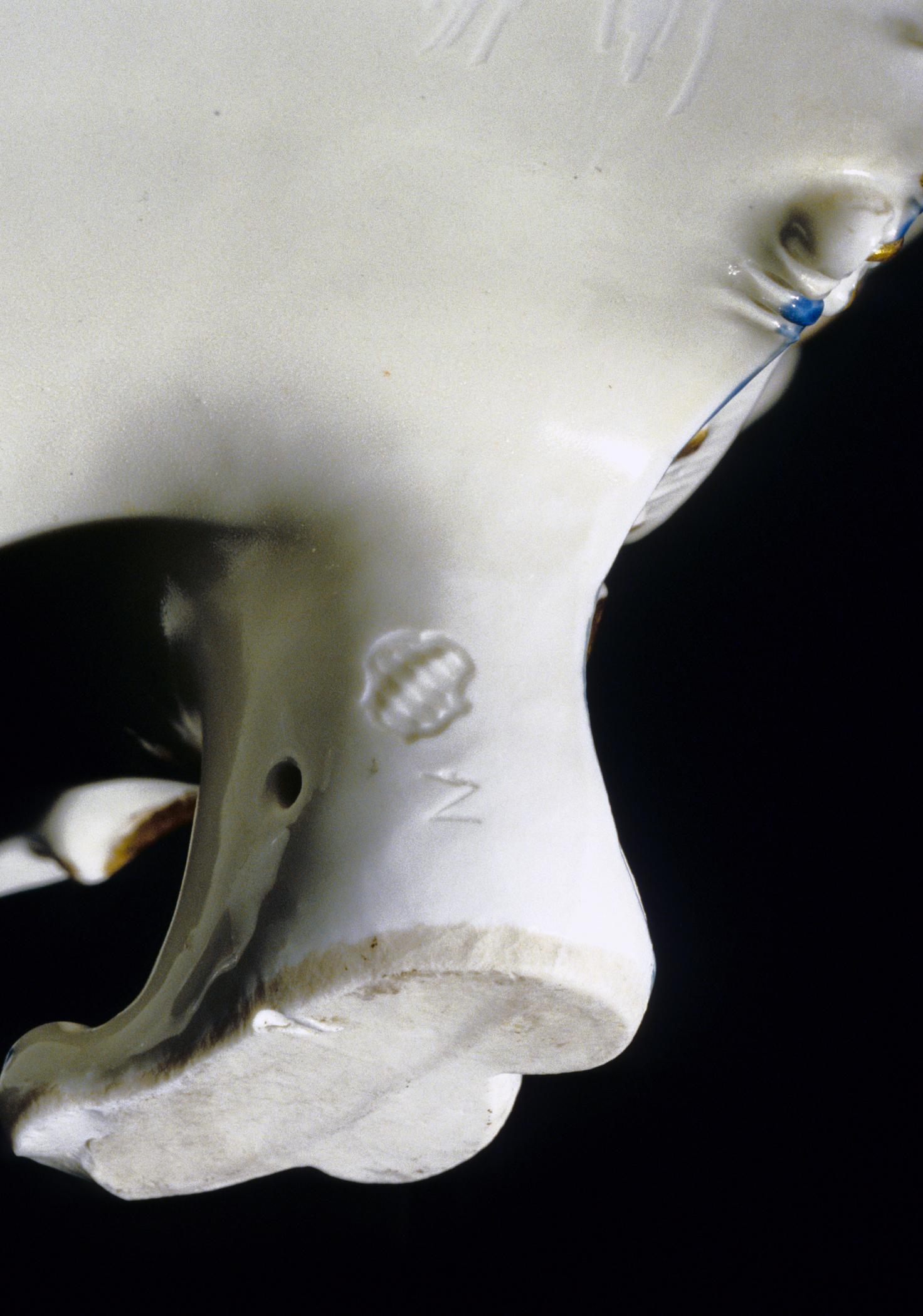 1996.0004.214 A-C Tureen (detail 2)