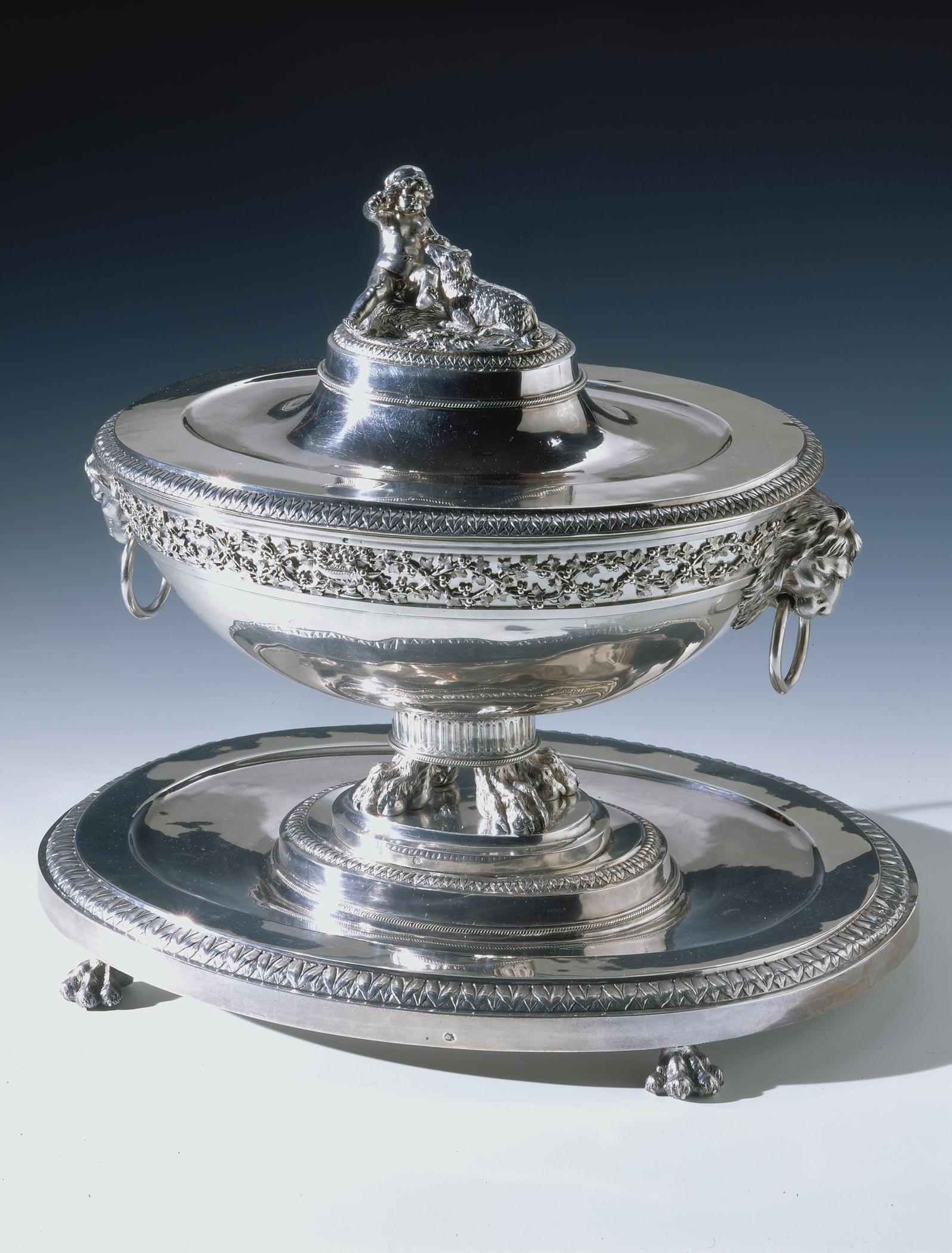 1996.0004.227 A-D Tureen