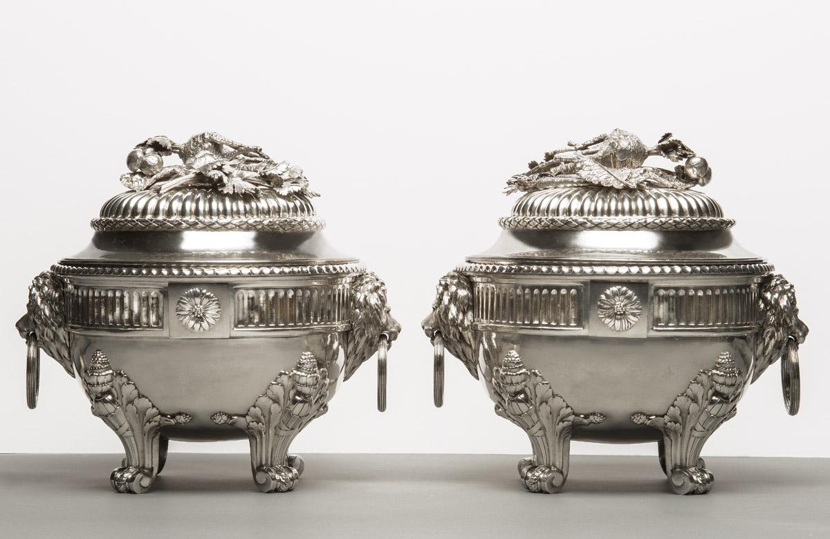 1996.0004.230.001 A, B and .002 A, B Tureens