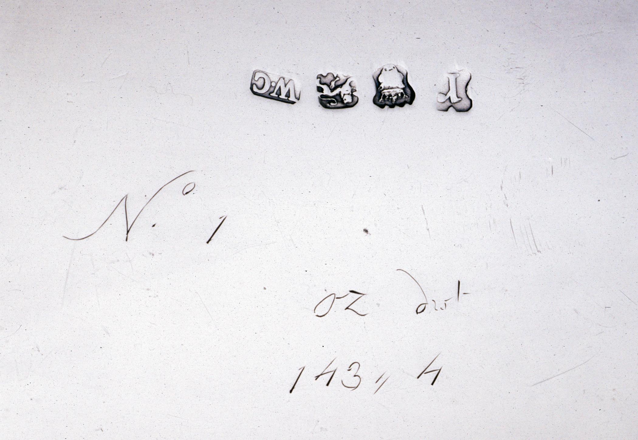 1996.0004.233 A, B Tureen (detail 2)