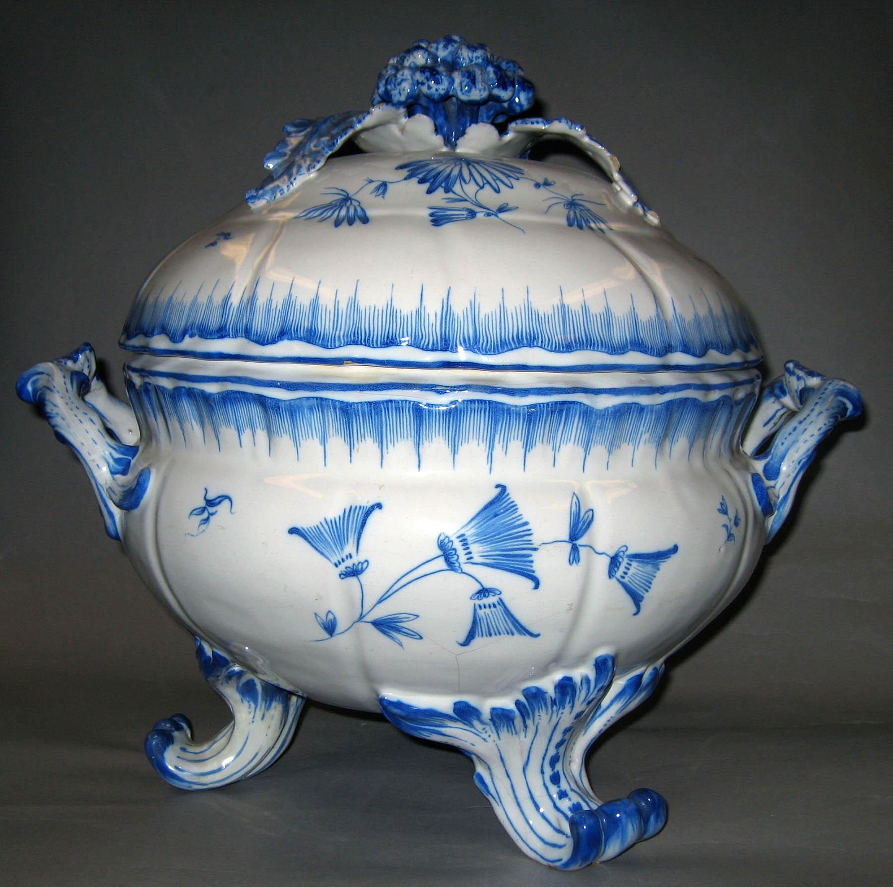 1996.0004.240 A, B Marieberg faience tureen