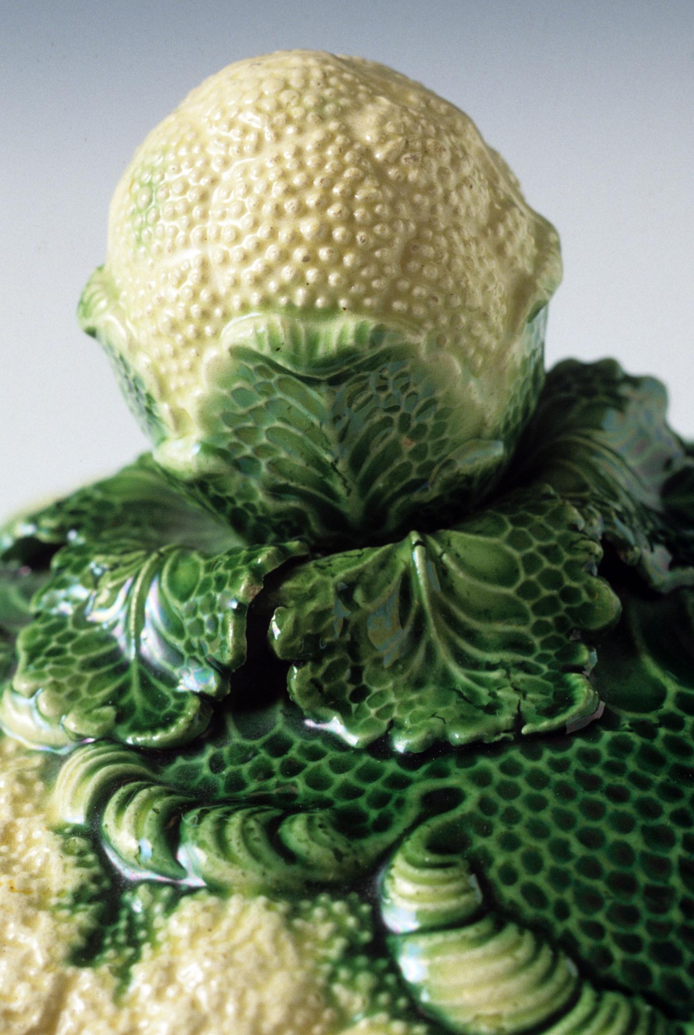 1996.0004.246 A-C Tureen (detail)