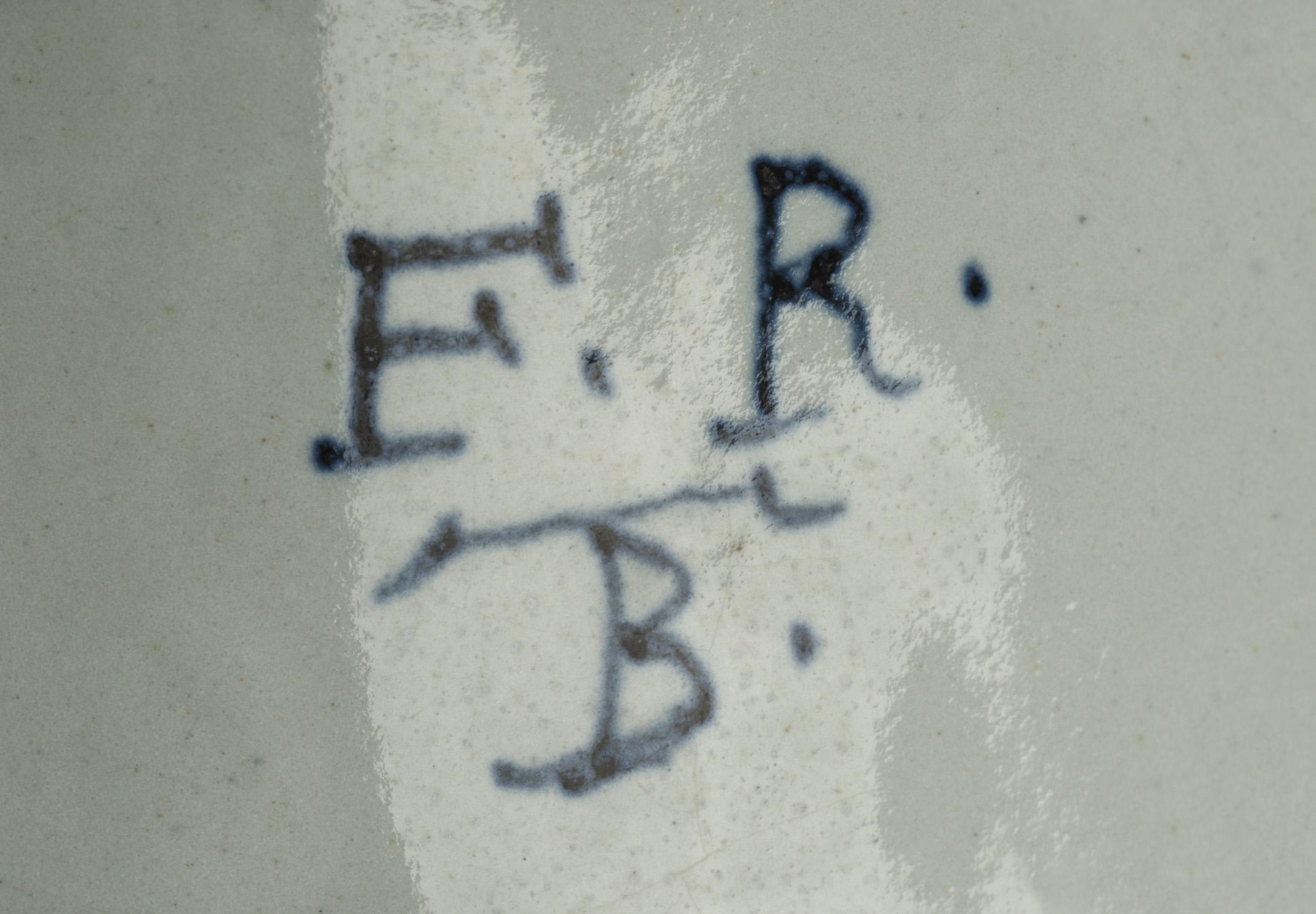 1996.0004.247 B Lid, reverse, detail 1