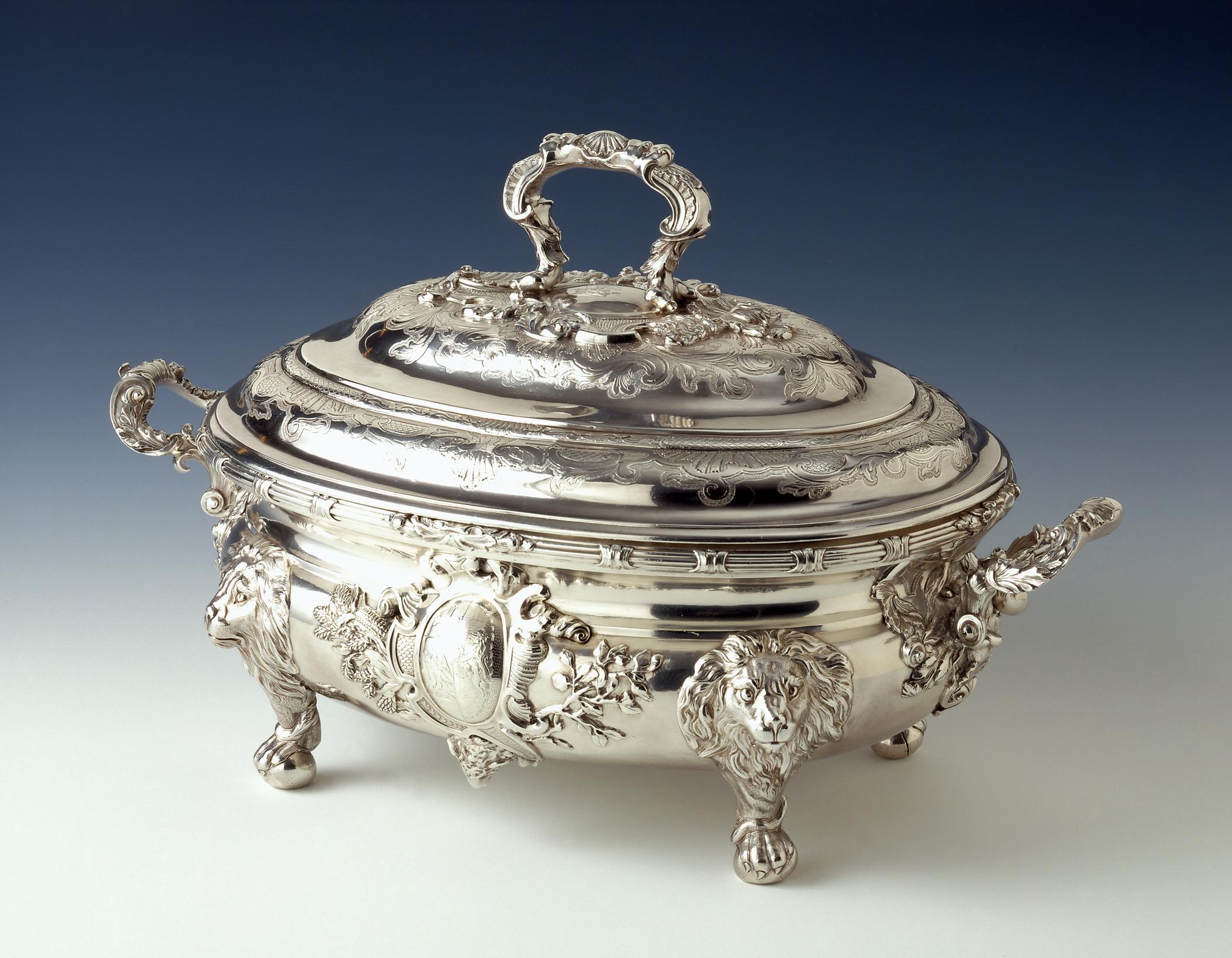 1996.0004.270 A, B Tureen