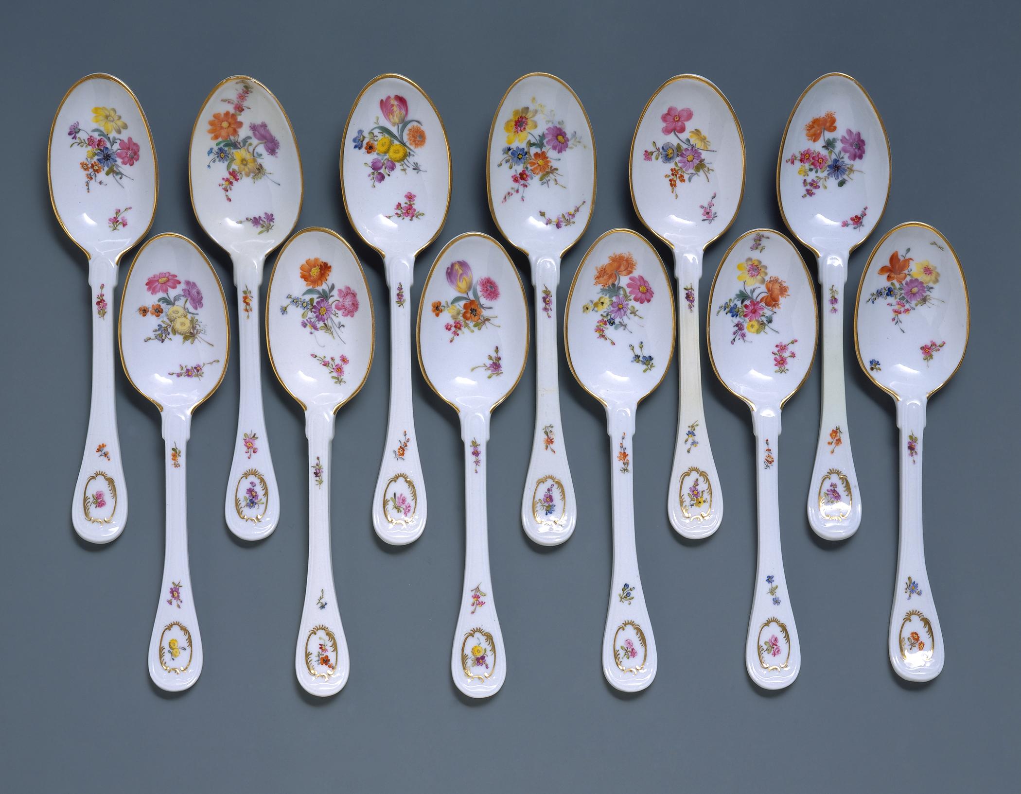 1996.0004.271.001-.012 Spoons