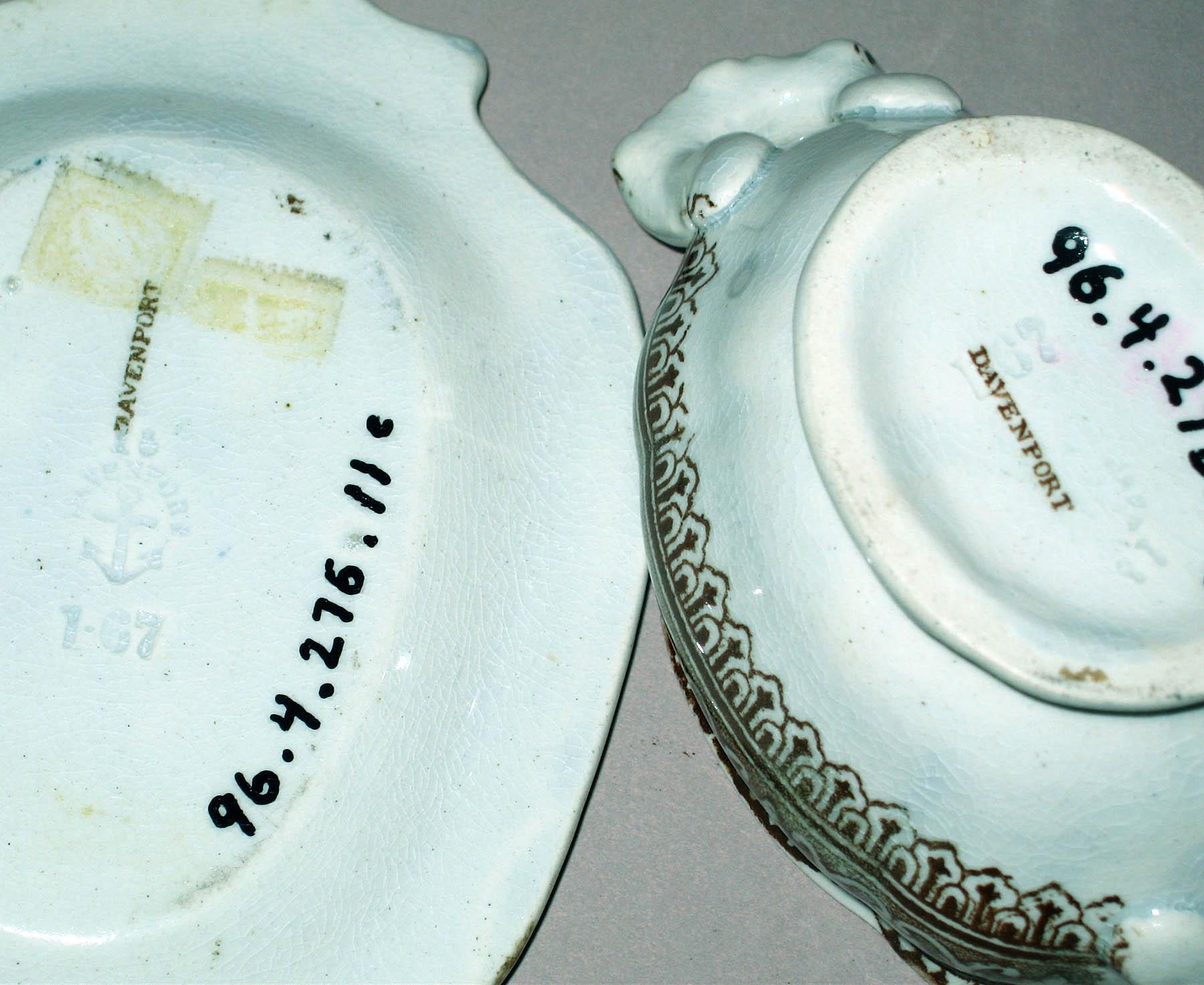 1996.0004.276.011 A, C Davenport miniature earthenware tureen and stand (marks)