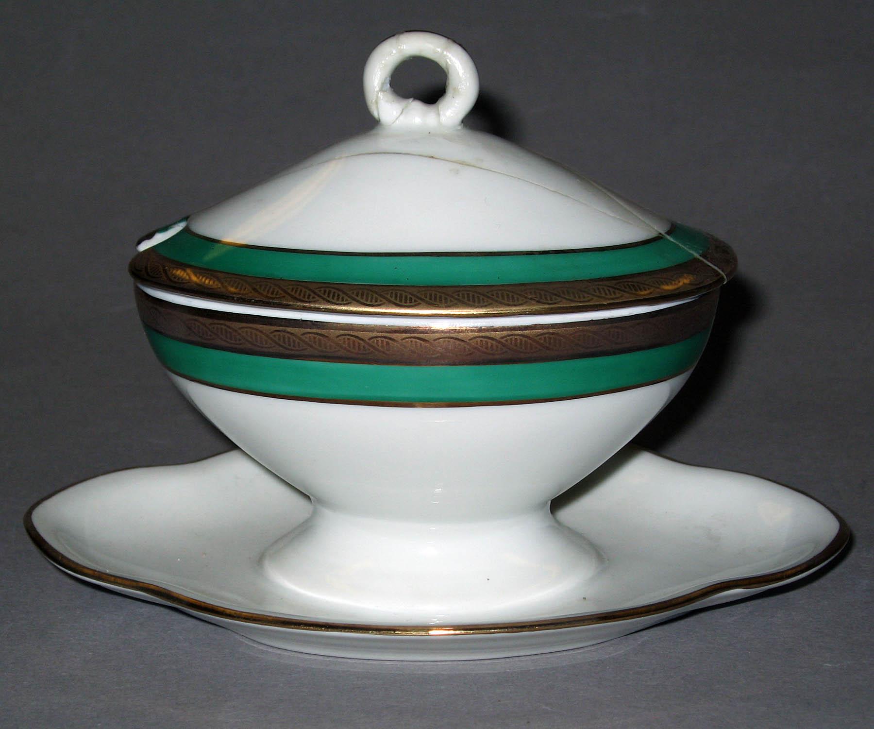 1996.0004.276.014 A, B Miniature Ginori porcelain tureen