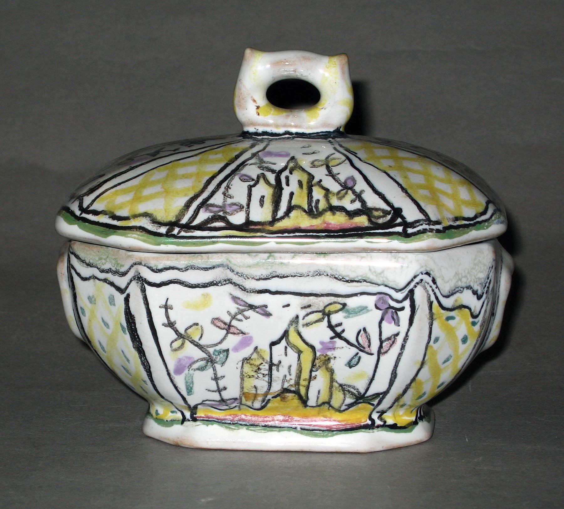 1996.0004.276.018 A, B Tin-glazed earthenware tureen