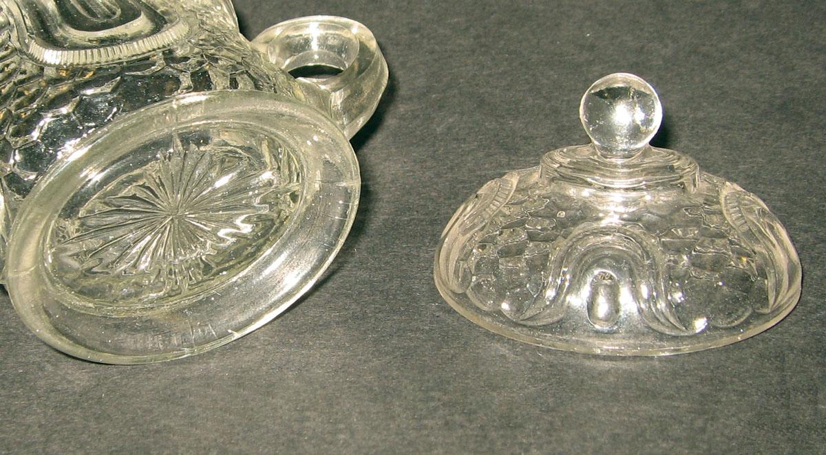 1996.0004.276.021 A, B Glass tureen (detail)