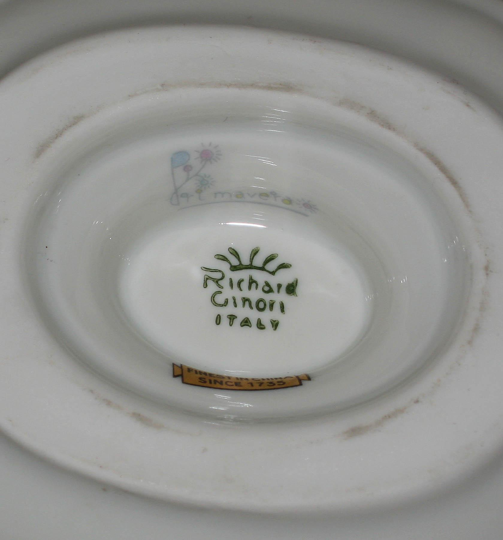 1996.0004.276.034 A Ginori porcelain miniature tureen and ladle (mark)