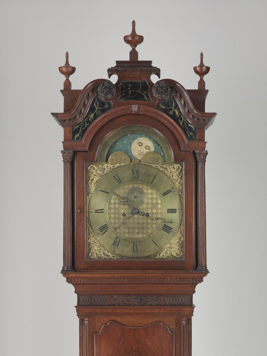 1996.0009 Clock, Tall clock, hood