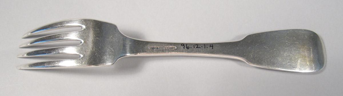 1996.0012.001.004 Silver Fork underside