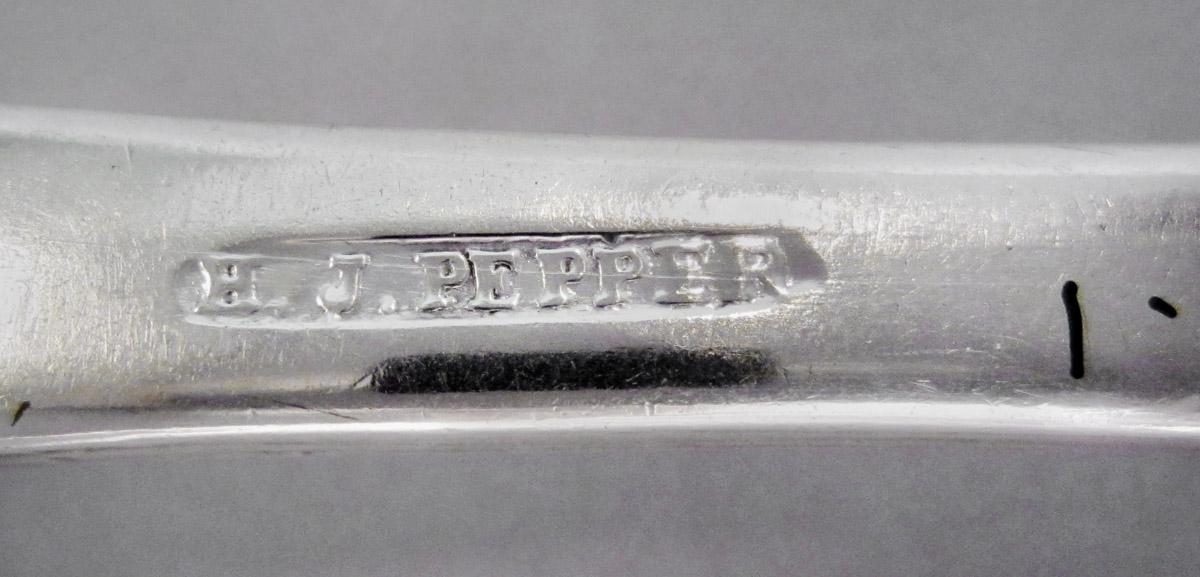 1996.0012.002.001 Fork, mark