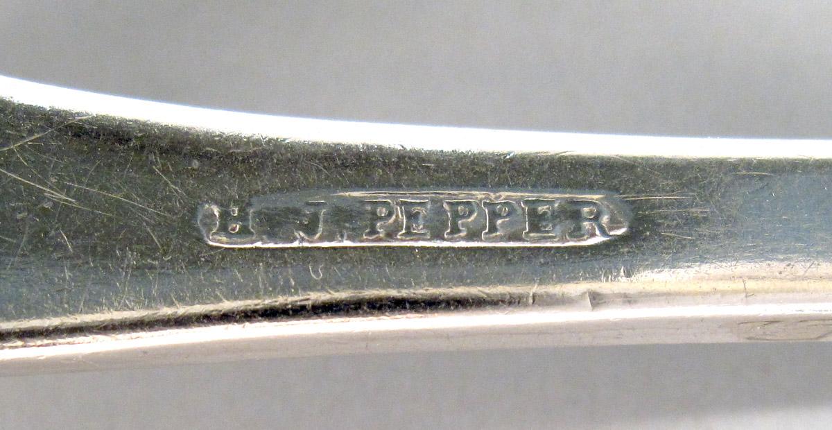 1996.0012.002.007 Silver Fork mark