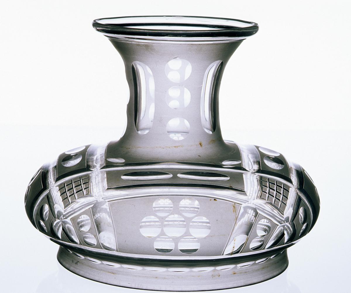 1996.0013 Glass globe