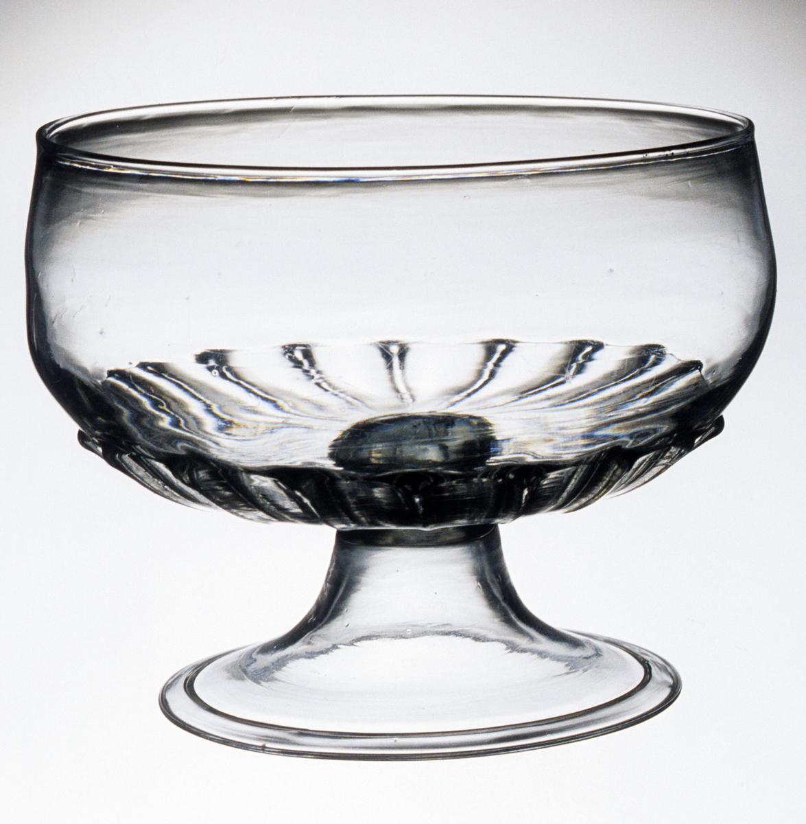 1996.0021.001 Bowl
