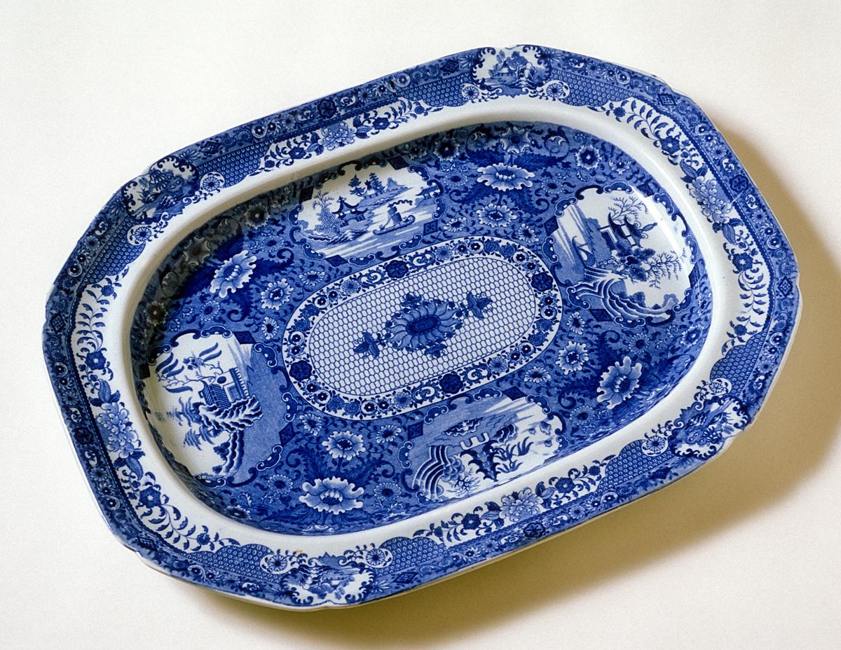 1996.0027.008.006 Dish