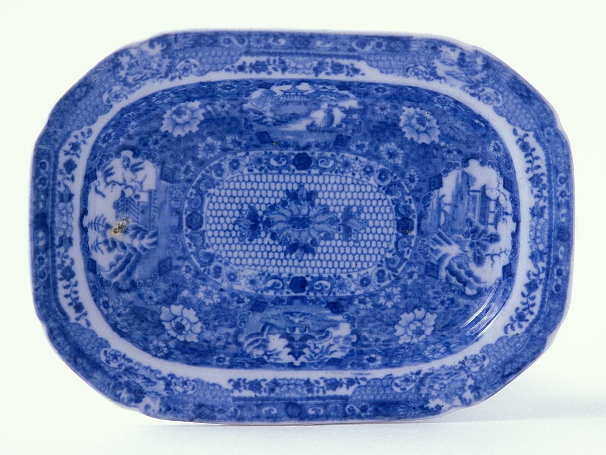 1996.0027.008.007 Dish