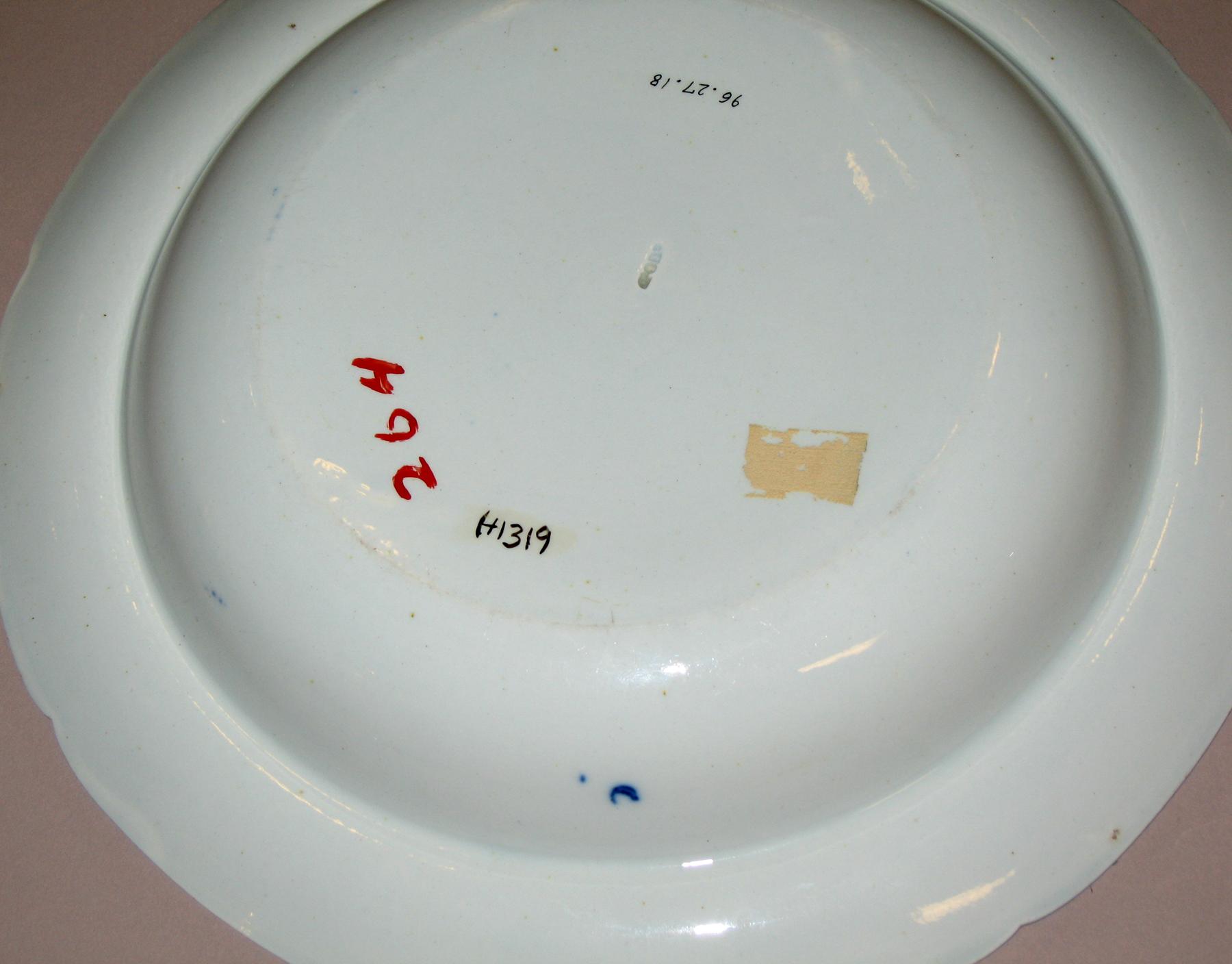 1996.0027.018 Soup plate (mark)