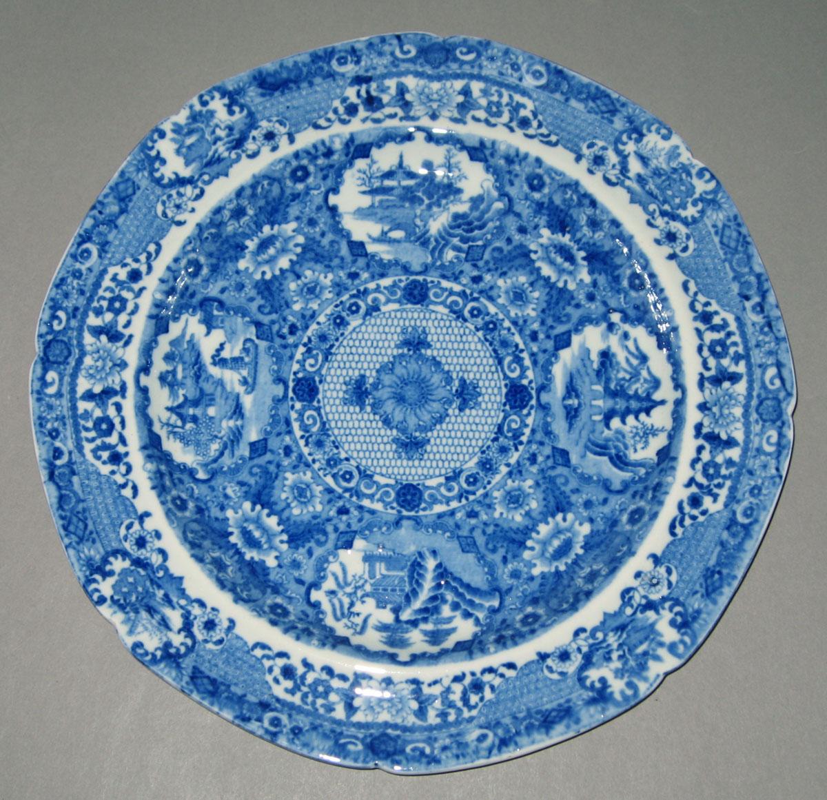 1996.0027.008.020 Pearlware plate