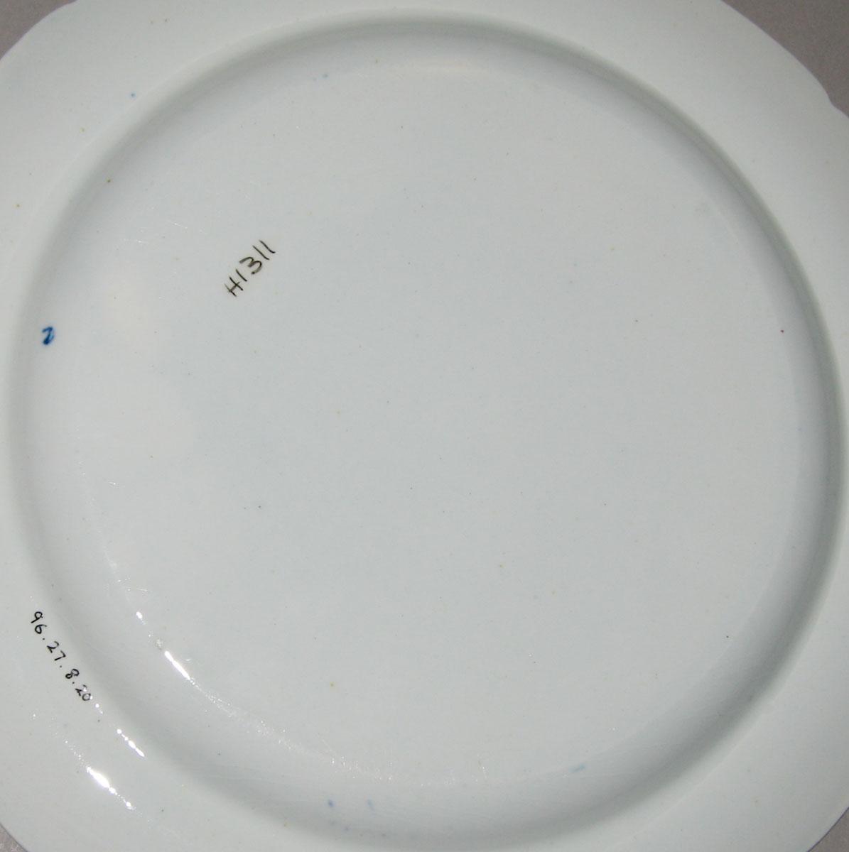 1996.0027.008.020 Pearlware plate (underside)
