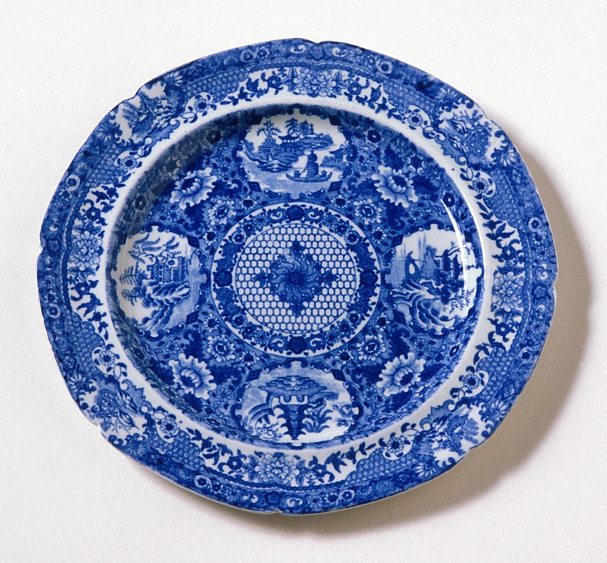 1996.0027.008.026 Pearlware plate