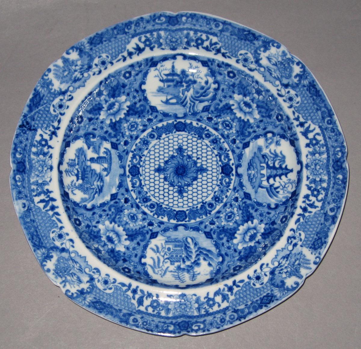 1996.0027.008.027 Pearlware plate