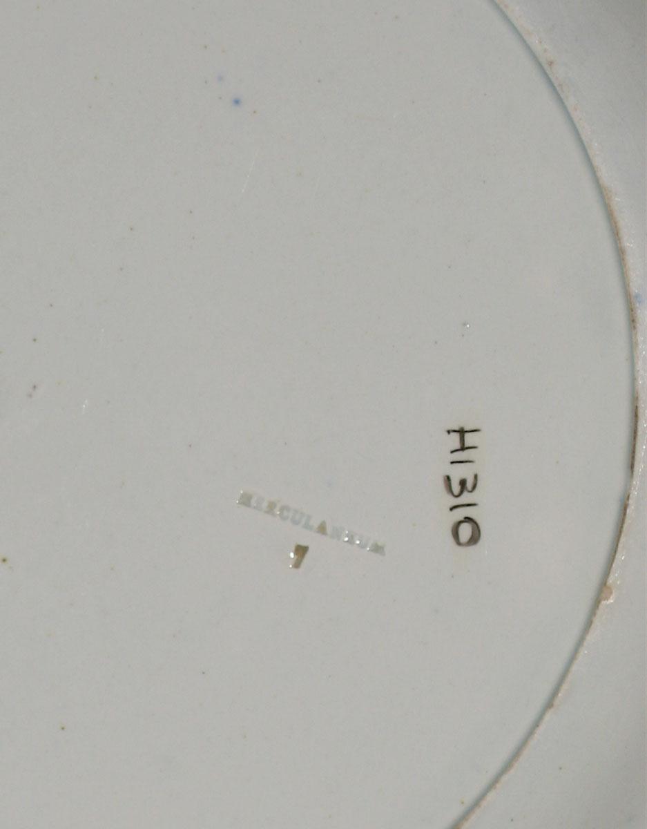1996.0027.009.003 Pearlware plate (underside)