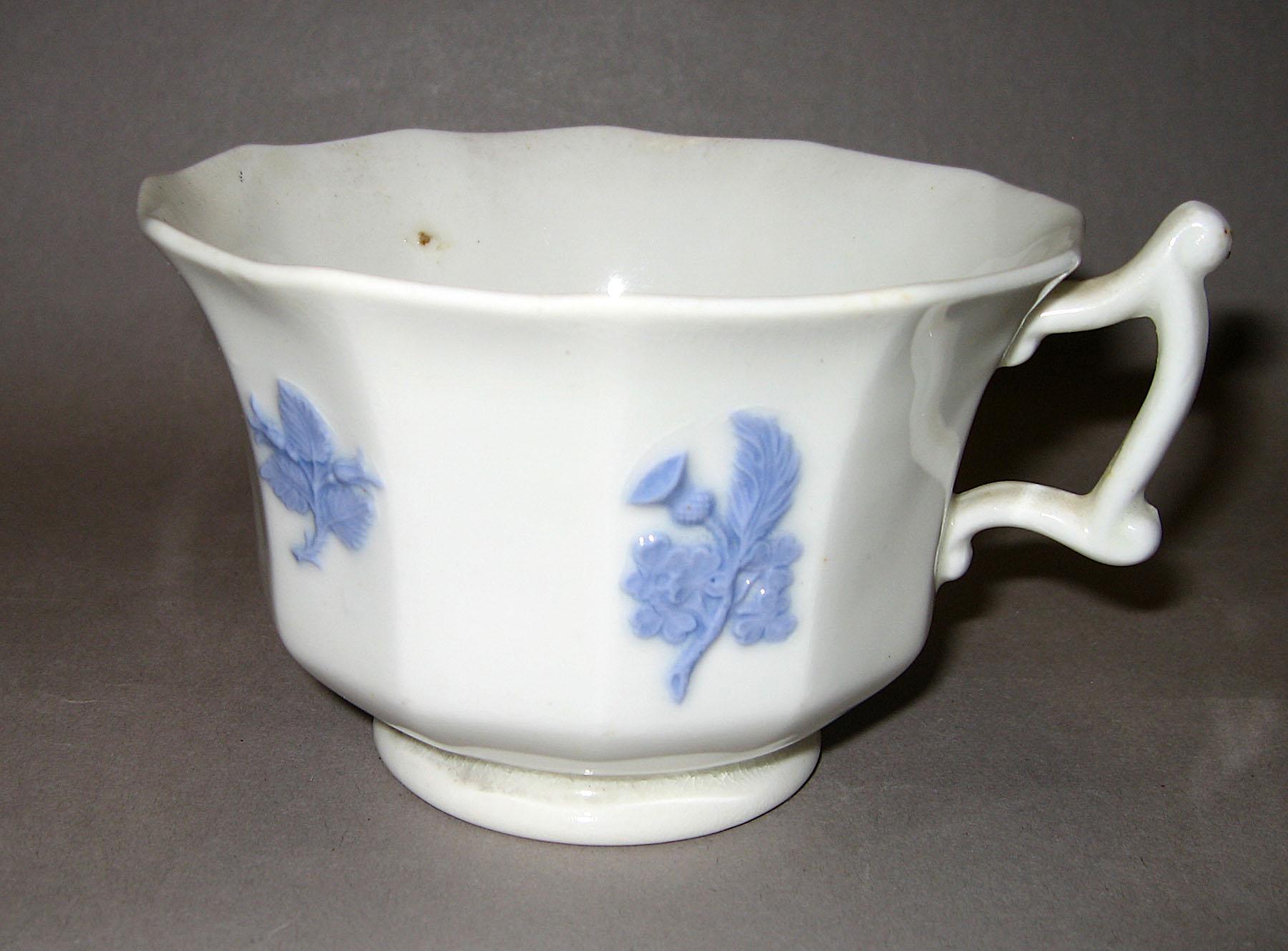 1997.0009.001.005 Teacup