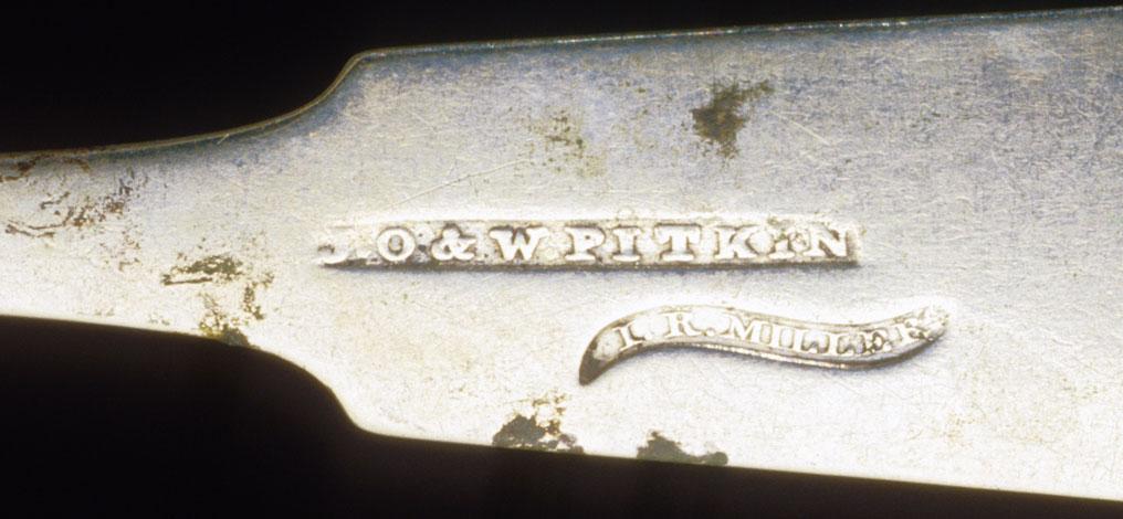 1997.0010.003 Spoon, Teaspoon, detail 1
