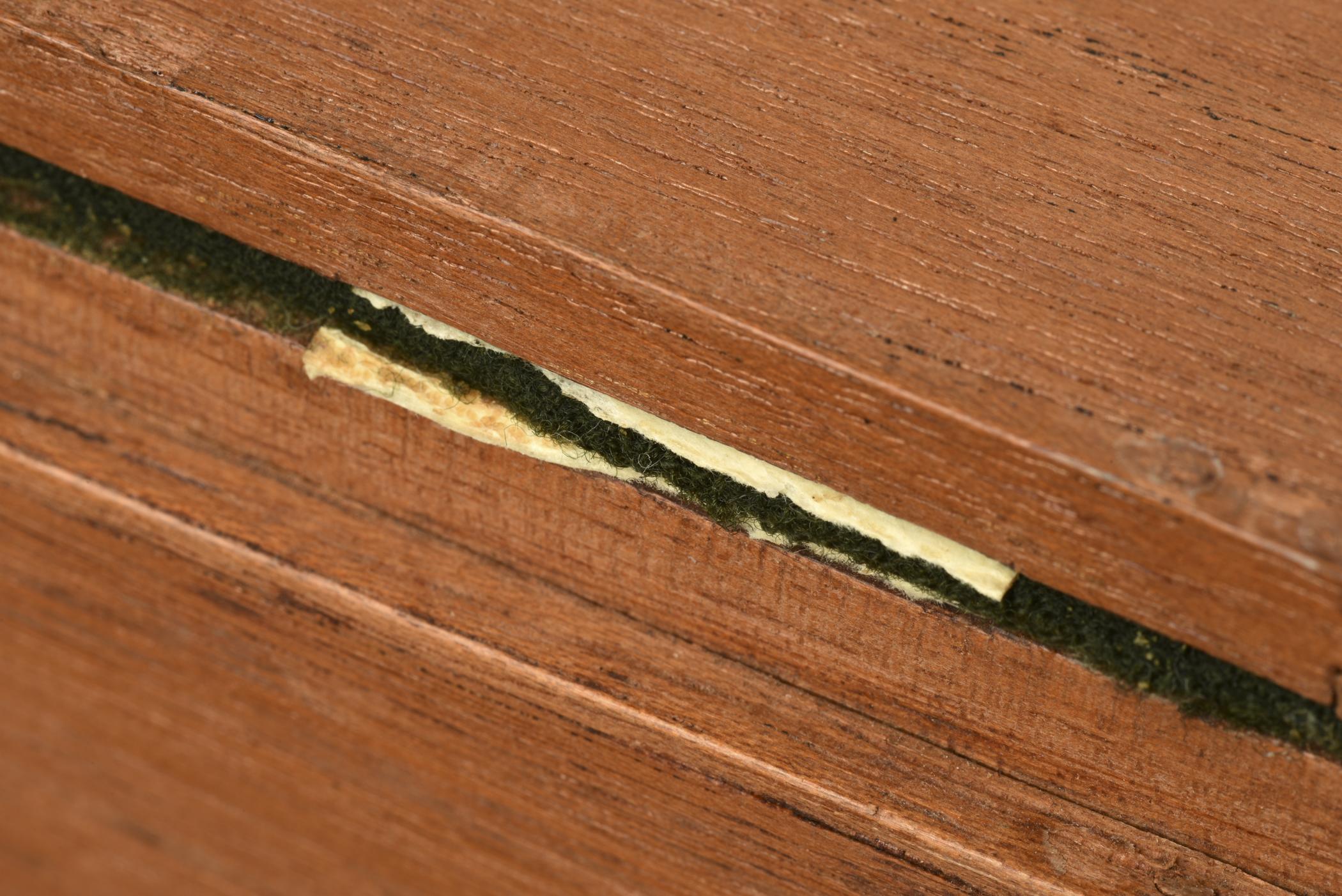 1997.0018 A Desk, detail 6