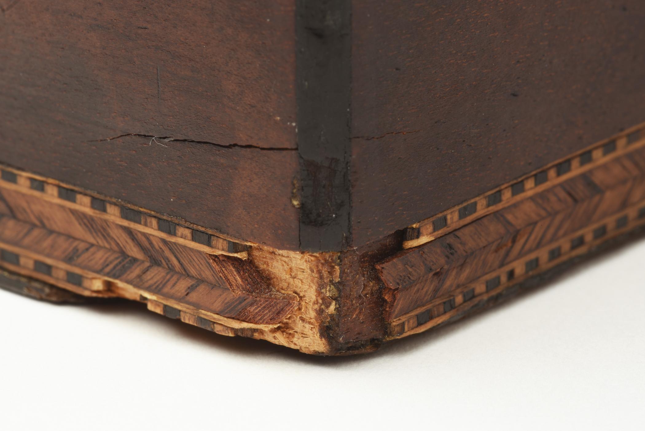 1997.0018 A Desk, detail 12