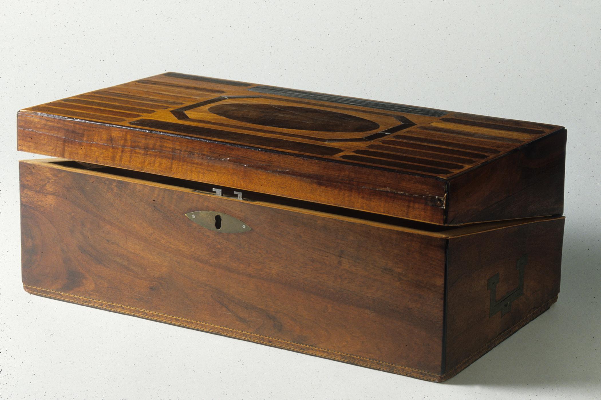 1997.0018, desk, lap desk, front view 1