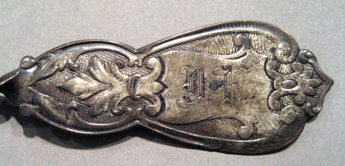 1997.0028.004 Silver Spoon engraving upper surface