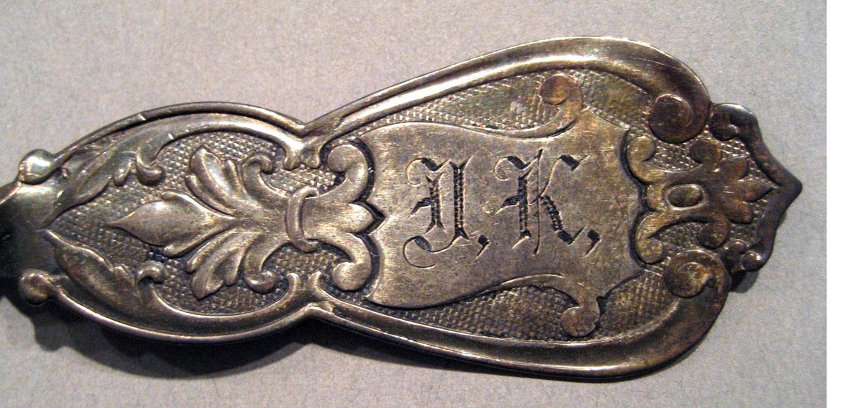 1997.0028.007 Silver Spoon engraving upper surface