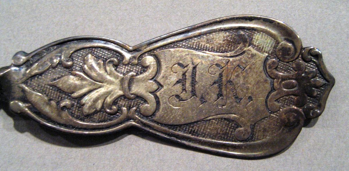 1997.0028.009 Silver Spoon engraving upper surface